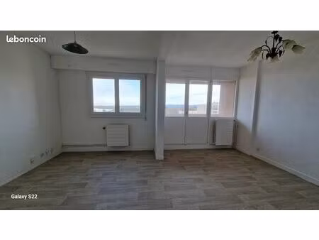 appartement avec balcon  sans vis-à vis