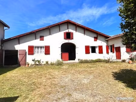 ferme 5 pièces 150 m²