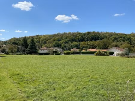 terrain au calme sur le secteur du rivier