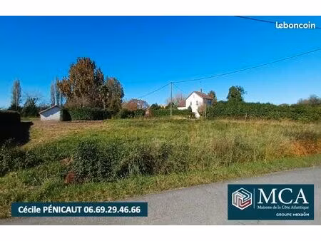 terrain 1 800 m² clermont