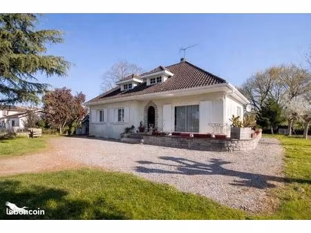 maison 3 pièces 90 m²