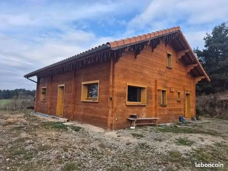 chalet 4 pièces 126 m²