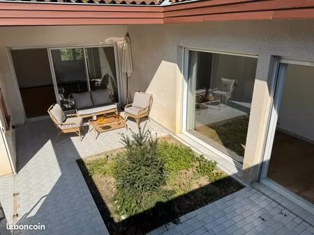 maison familiale 228 m2 entièrement rénovée sur 2 niveaux à ramonville saint-agne