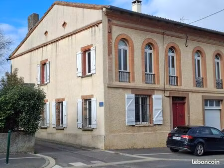 maison 6 pièces 216 m²