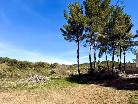 terrain d’exception à cournonterral – vue dominante sur la garrigue