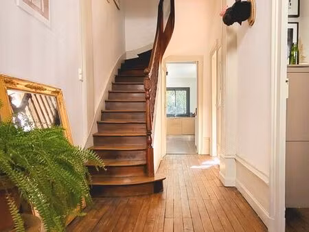 particulier de caractère avec jardin -quartier prébendes -tours centre