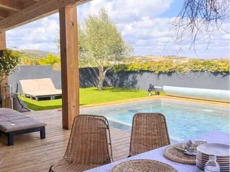 villa de plein pied - sans vis à vis - piscine