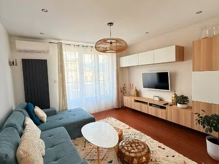 t3 rénové - étage élevé