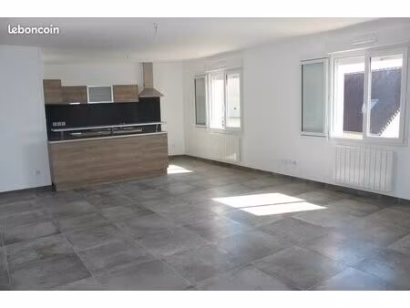 t3 de standing au 1ère étage - luminosité et confort à vineuil