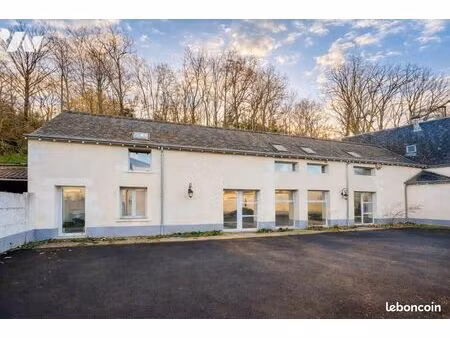 local d'activités 300 m² st avertin