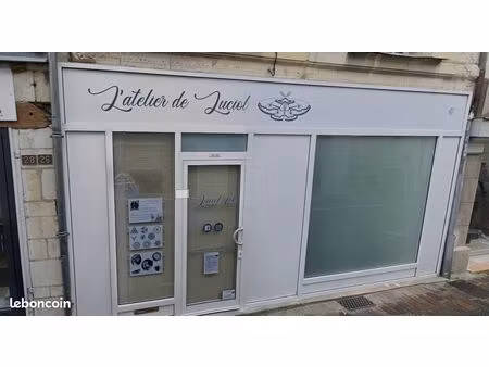 a bourgueil magasin + resserve 38 m2