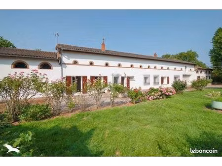 longère 10 pièces 340 m²