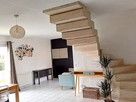 pérols – maison lumineuse 93 m²  3 ch  jardin sans vis-à-vis  au calme  tram & centre à pi