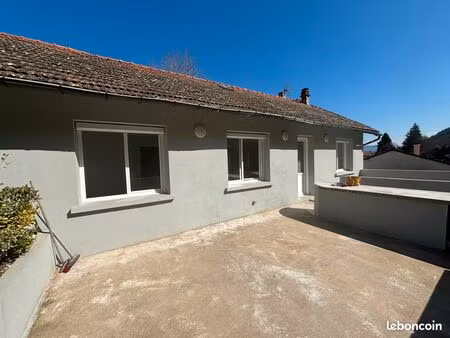 appartement rénové - terrasse + jardin + parking-très lumineux