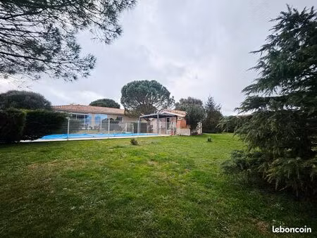 villa 150 m² avec piscine – 5’ de caraman (31)