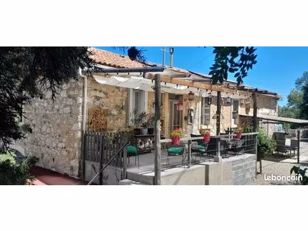 charmante propriété en pierres rénovée avec b&b et gîte indépendant