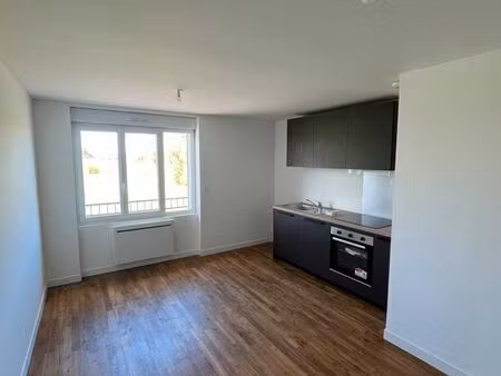 t2 – javené / fougères (première location suite rénovation)