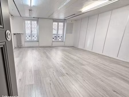 inconnu 1 pièce 96 m²