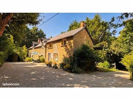 longère rénovée – 171 m² habitables – terrain 6 642 m² – dépendance 170 m²