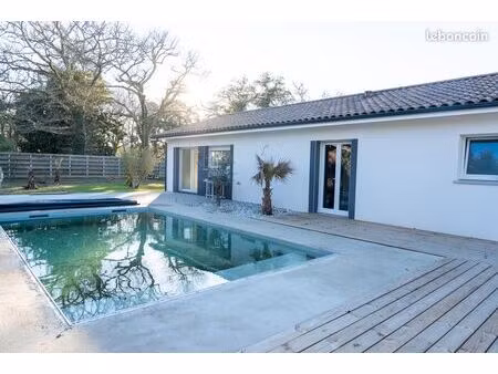 maison t4 (2019) – 96 m² – terrain 835 m² avec piscine – azur (40)