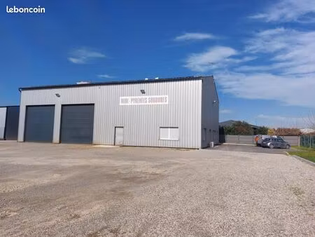 local industriel 480 m²