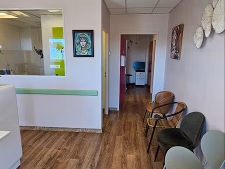 local commercial au perget