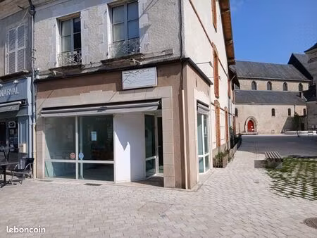 local commercial à louer