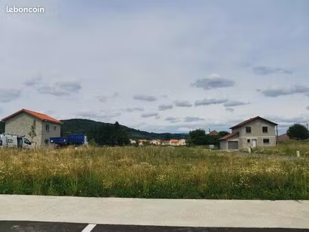 maison 3 pièces 80 m²