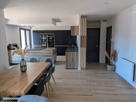 appartement 4/5 pièces de 101 m² avec terrasse de 27 m² à eybens