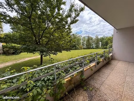 appartement t3 64m² terrasse