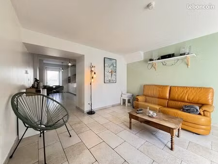 triplex 4 pièces 75 m²