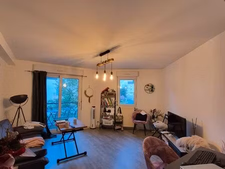 appartement t2 à louer 55 6 m2 avec balcon