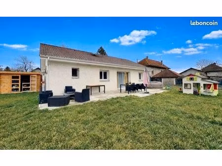 maison récente de plain-pied – lumineuse  fonctionnelle et prête à vivre