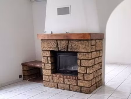 maison individuelle sur terrain arboré 5 pièces saint egreve