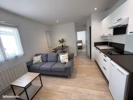 t2 très propre récemment rénové mont de marsan quartier des arènes