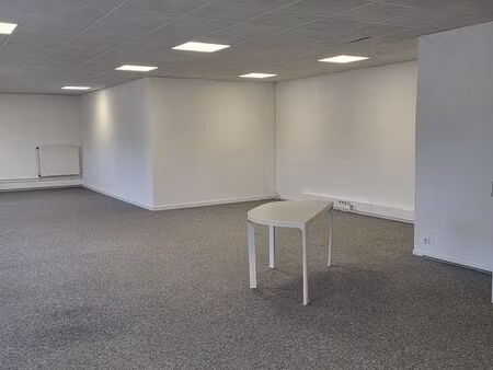 bureaux 231 m² divisible