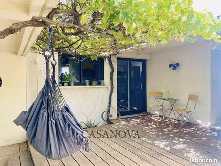 villa 5 pièces 170 m²