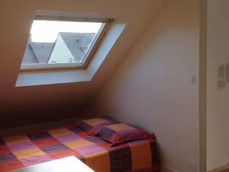 location studio meublé