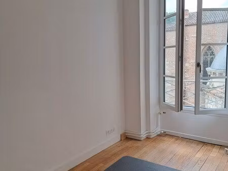 appartement centre ville (28m²) - 390 hors charges