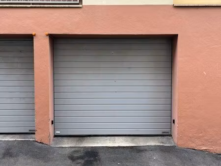 garage 28m2 - centre ville