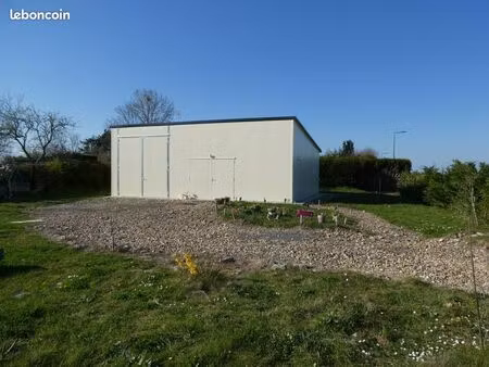 maison 1 pièce 80 m²