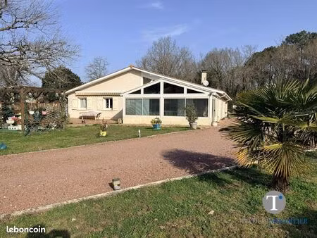 propriété 6 pièces 145 m²