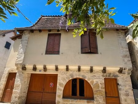 maison de village pleine de charme à bretenoux – 3 chambres  confort  garage  clim  et tou