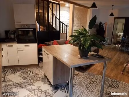 location maison de ville