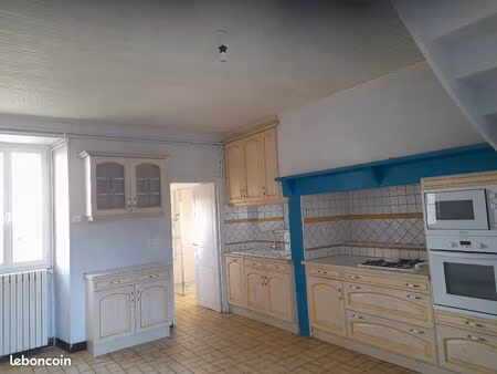 maison à louer 46300