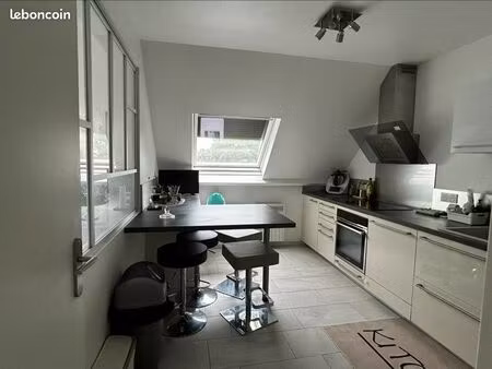 appartement duplex t2 de 64 m² situé dans un secteur calme d’olivet