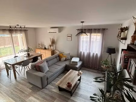 maison t3 avec terrasse  jardin et 2 places de parking – seilh