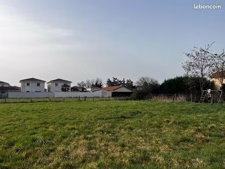 terrain 480 m² andrezieux boutheon