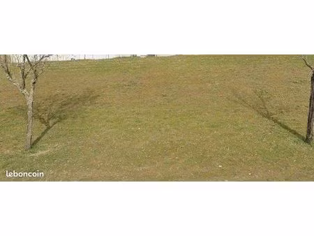 terrain 504 m² saint denis de l'hotel
