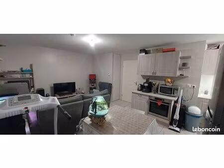 loue t2 42m2 avec jardin de 27m2